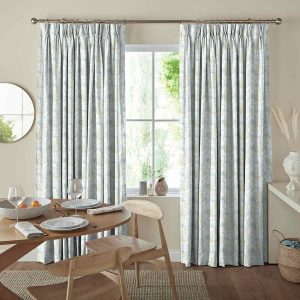 Warwick Silver Curtain