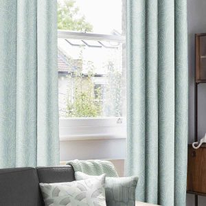 Laurus Broadleaf Curtain