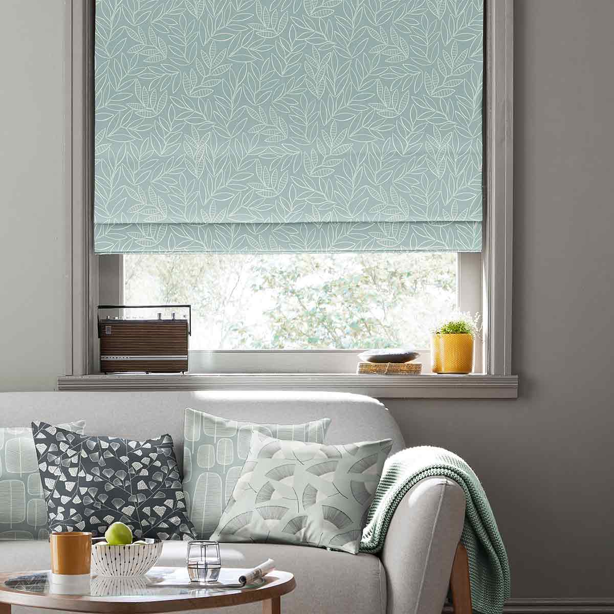 Laurus Broadleaf Roman Blind Laurus Broadleaf Roman Blind