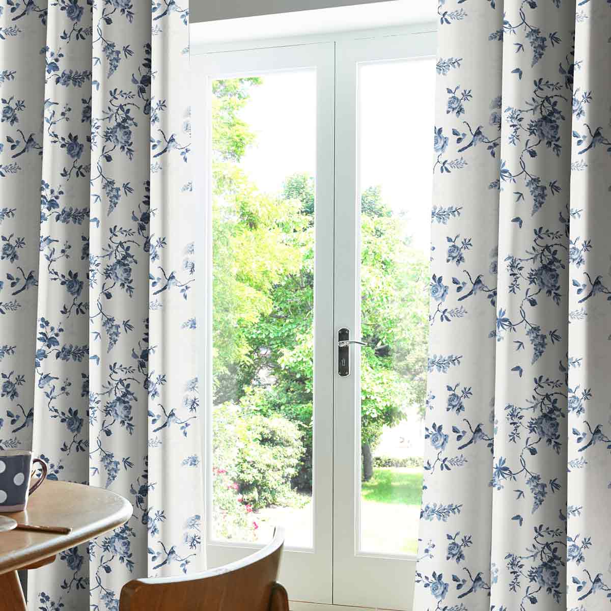 Birds and Roses Blue Curtian