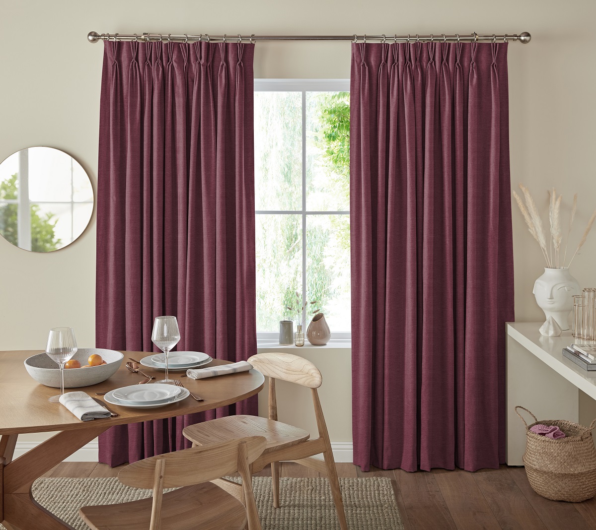 Atlanta Mulberry Curtain Atlanta Mulberry Curtain