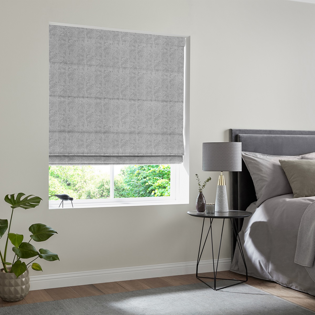 Edmund Pewter Roman Blind Edmund Pewter Roman Blind