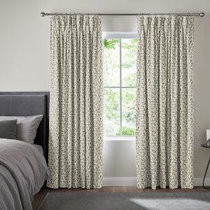 Bridgerton Pebble Curtain