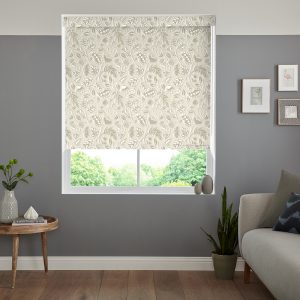 Leanne Linen Roller Blind